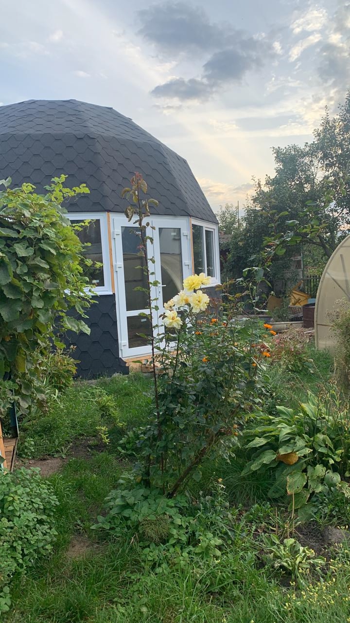 Assembled the Dobrosfera 6H house.